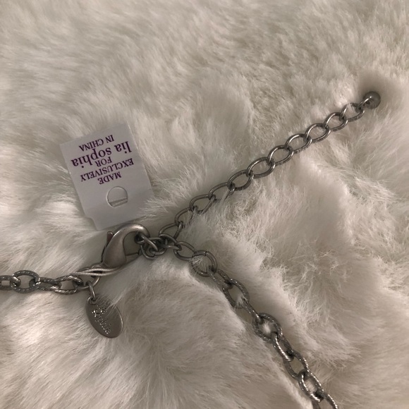 NWT Lia Sophia Floral Crystal Necklace - Picture 6 of 6